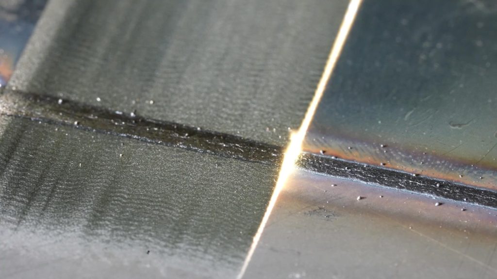 Производительная лазерная очистка металла