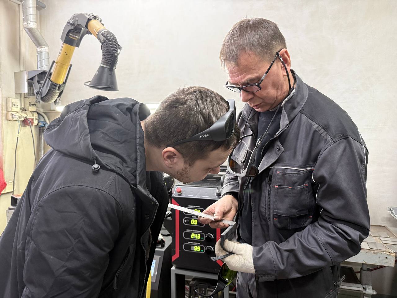 Лазерные сварочные аппараты - наименее требовательная к квалификации сварщика категория оборудования