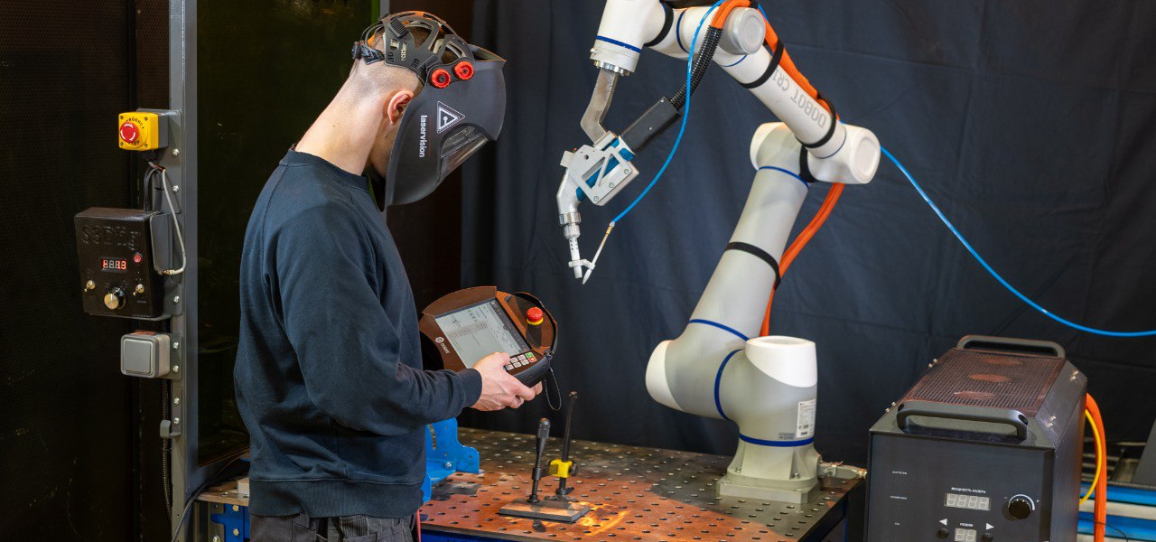 VPG LaserONE создаст центр подготовки по роботизированной лазерной сварке