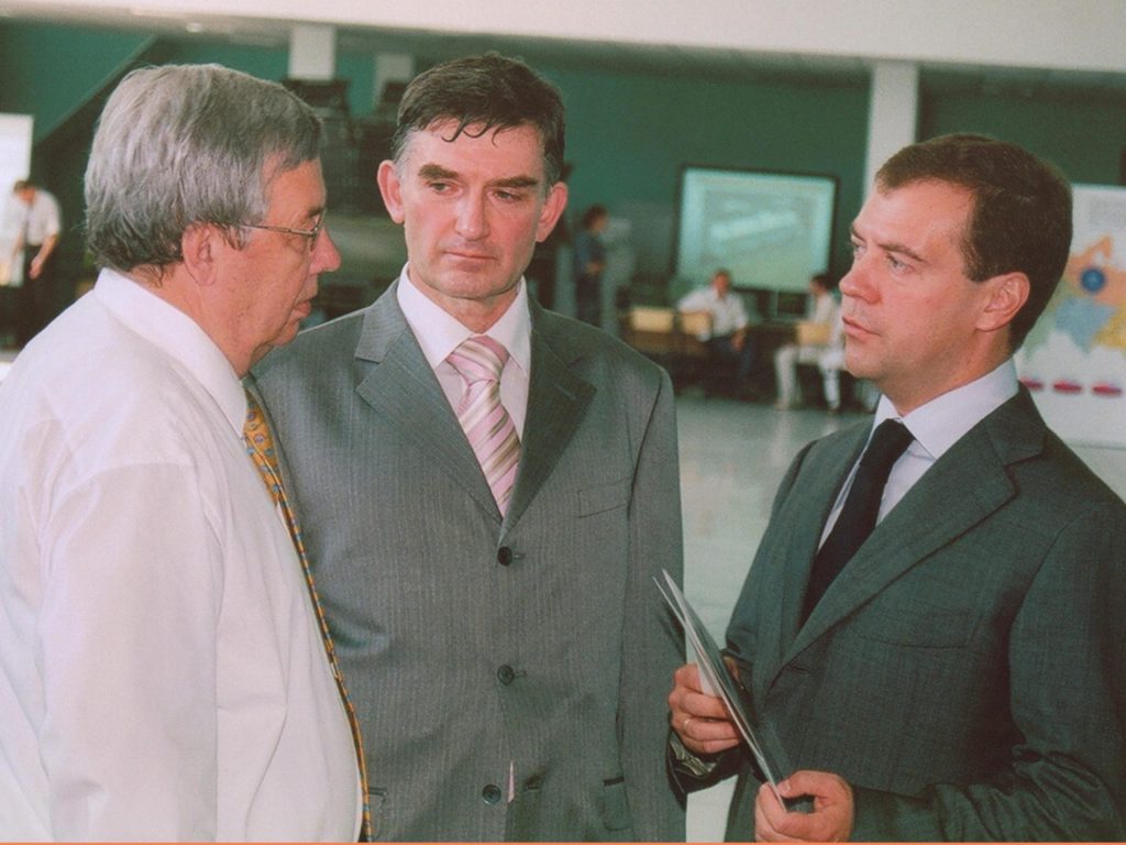 Д.А. Медведев и В.П. Гапонцев в лазерном центре НИЯУ МИФИ